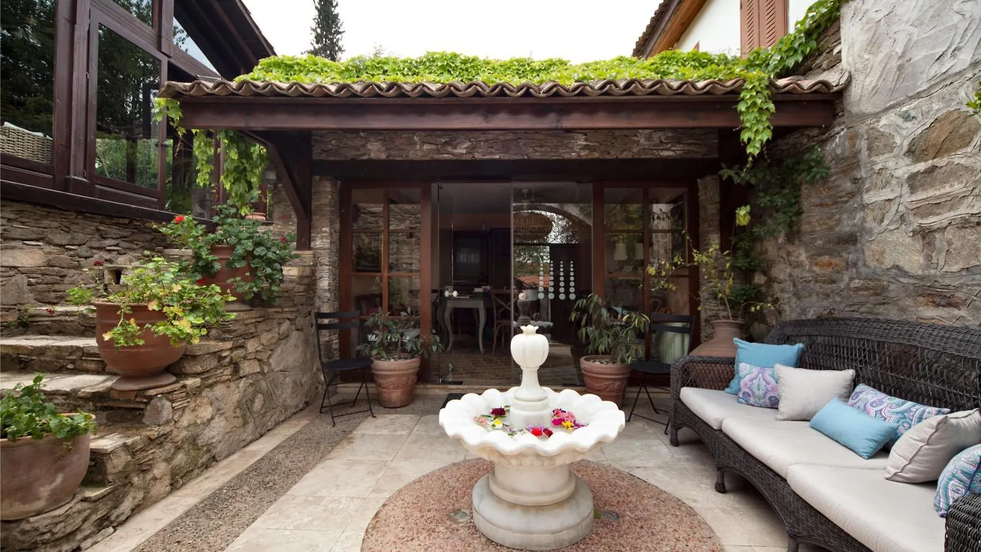 Penzion Gullu Konaklari Selcuk